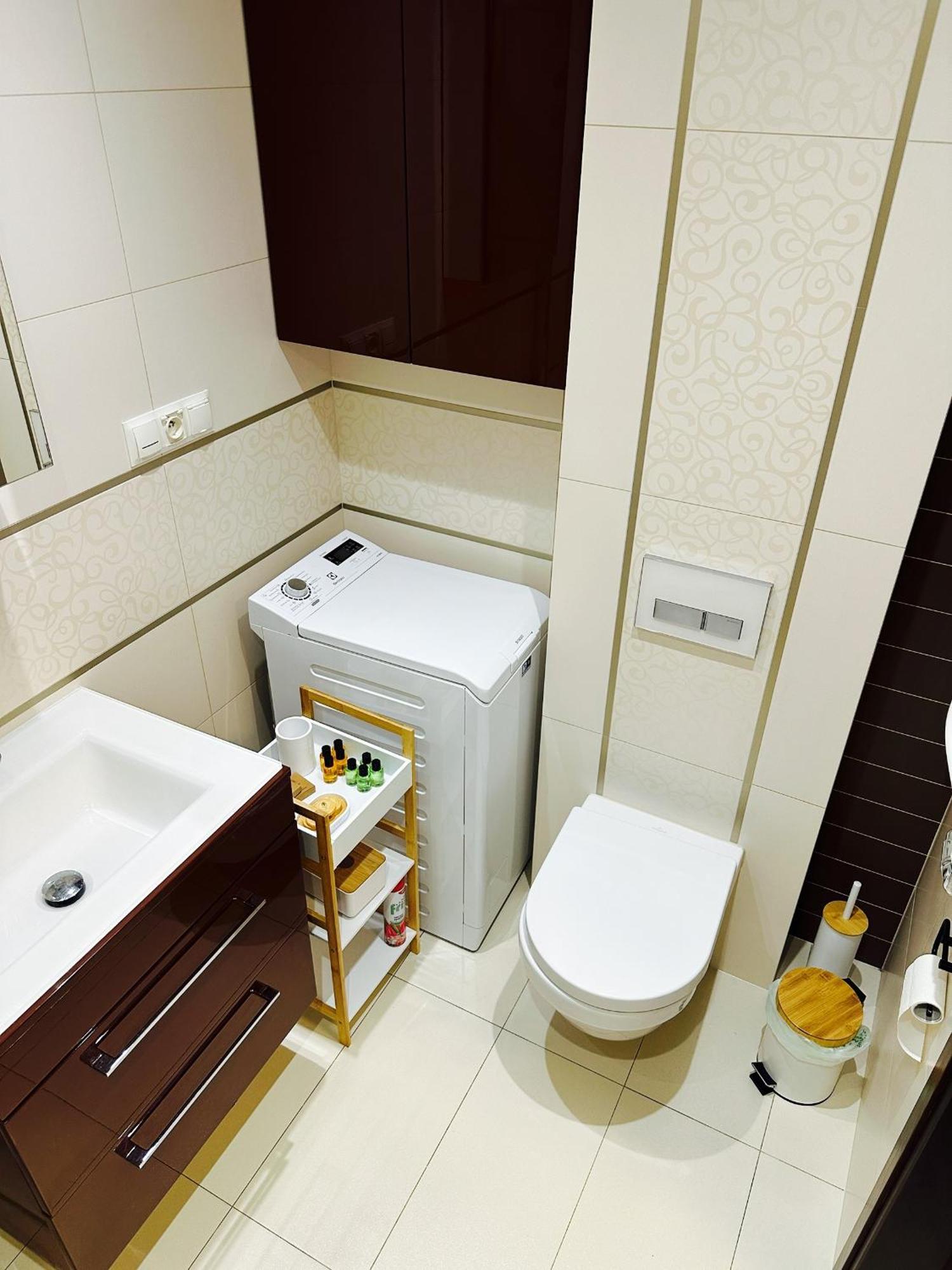 Krakowska Comfort - Strong Wifi And Free Parking Varşova Dış mekan fotoğraf
