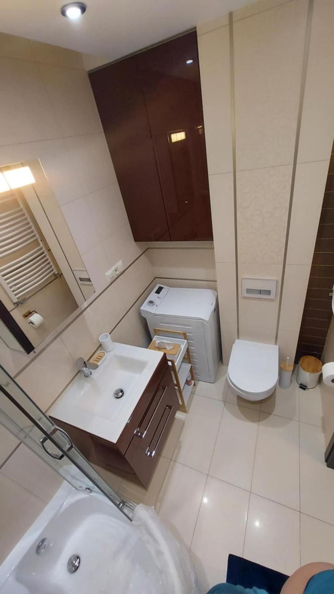 Krakowska Comfort - Strong Wifi And Free Parking Varşova Dış mekan fotoğraf